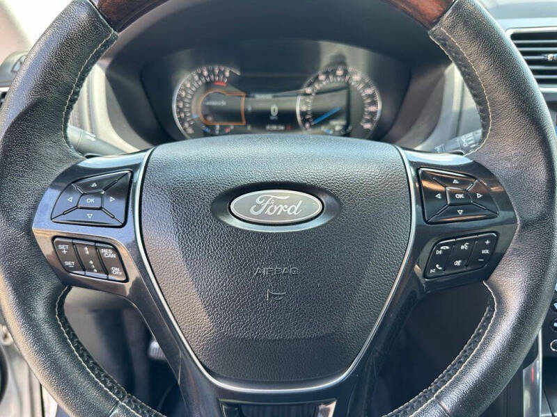 2018 Ford Explorer Platinum