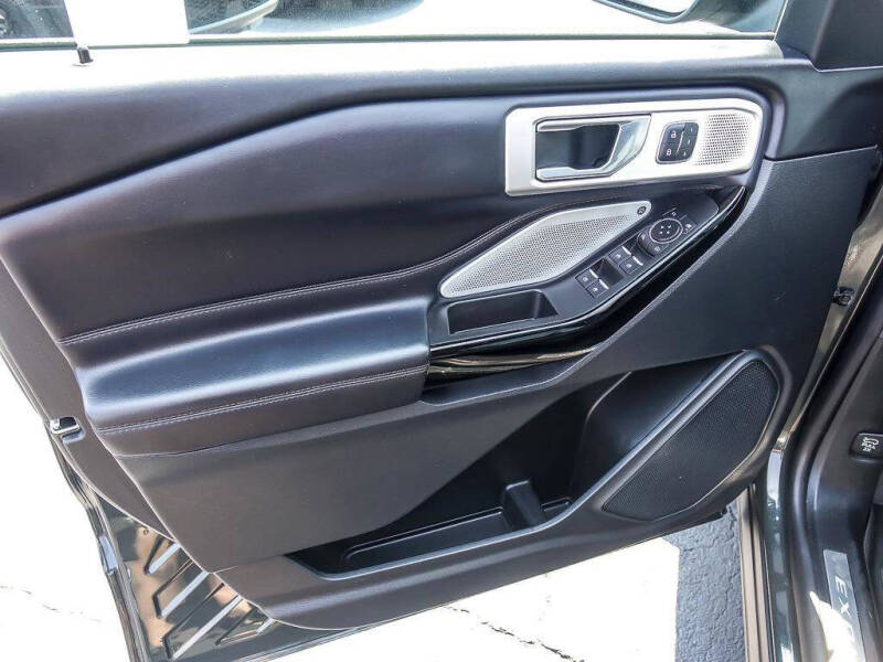 2022 Ford Explorer Platinum