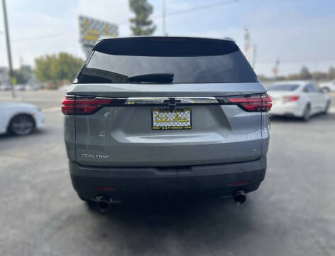 2023 Chevrolet Traverse LT Cloth