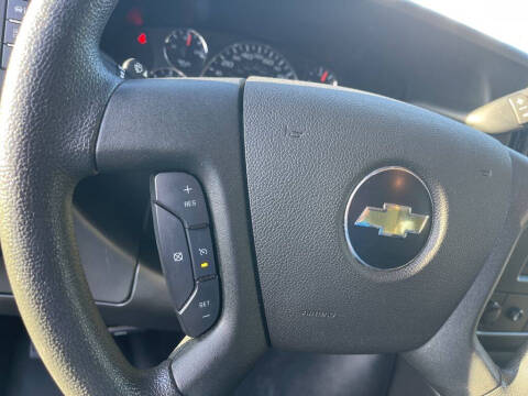 2023 Chevrolet Express 2500