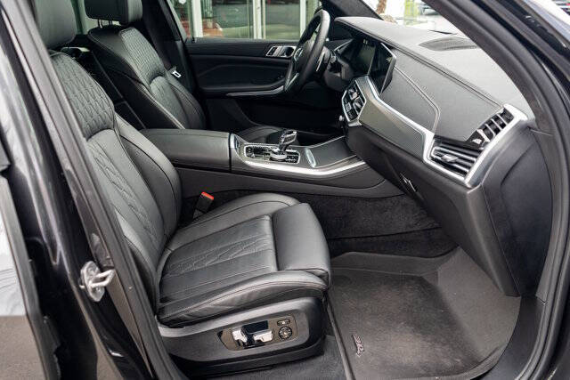 2022 BMW X5 46