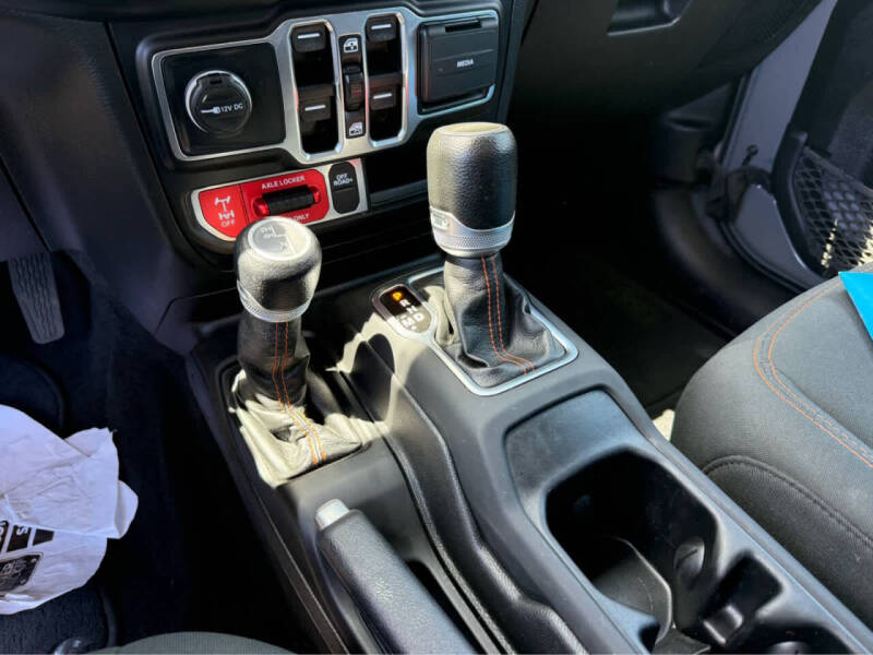 2021 Jeep Gladiator Mojave
