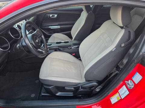 2021 Ford Mustang EcoBoost