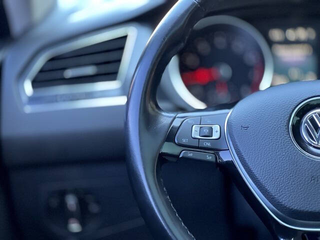 2018 Volkswagen Tiguan 2.0T SEL 4Motion