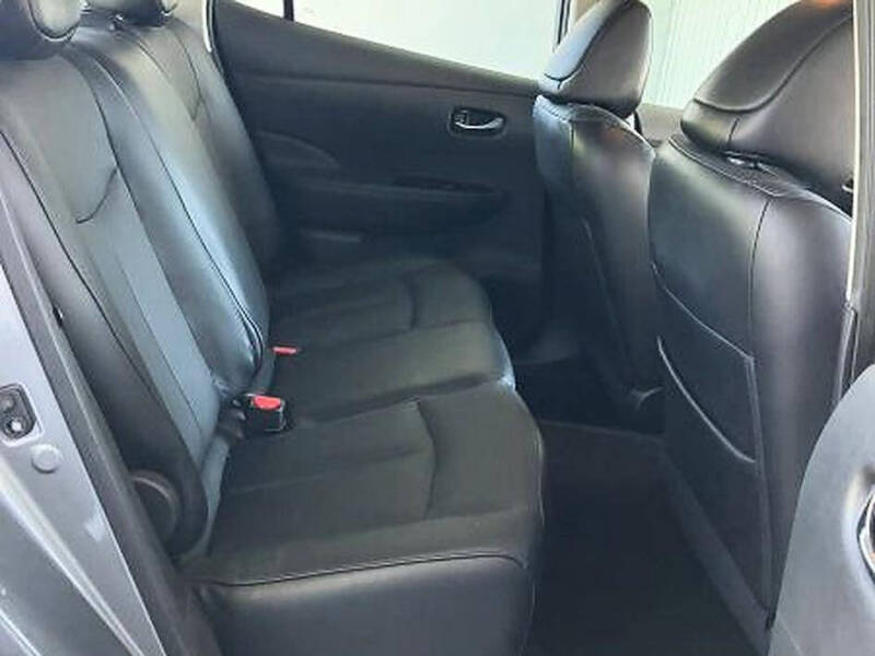 2016 Nissan LEAF