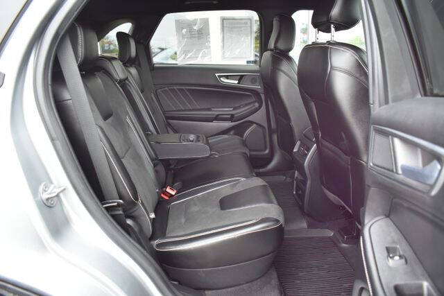2023 Ford Edge ST