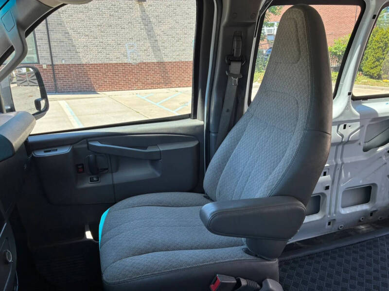 2017 Chevrolet Express 3500