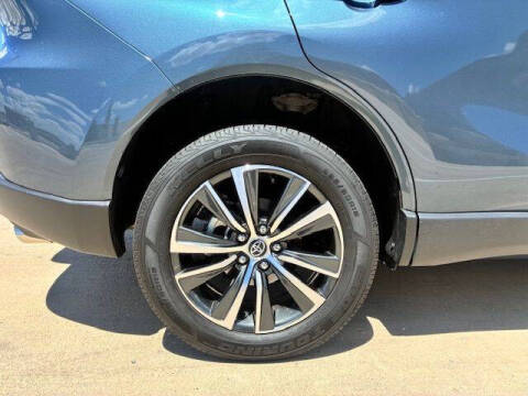 2024 Toyota Venza LE