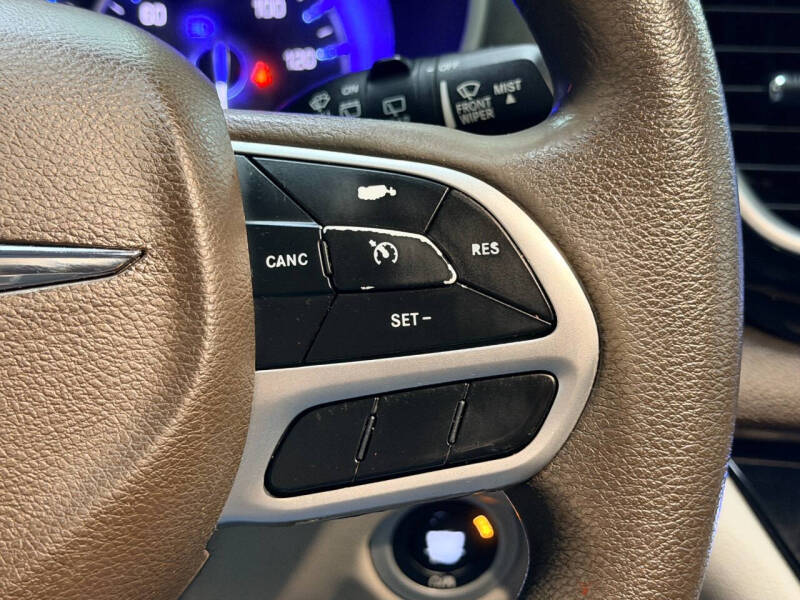 2017 Chrysler Pacifica Touring