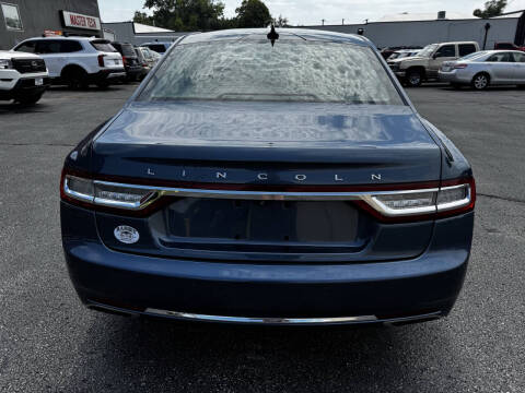 2019 Lincoln Continental Select
