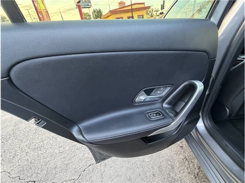 2019 Mercedes-Benz A-Class A 220