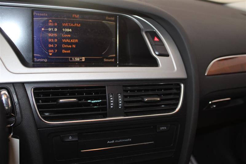 2010 Audi A4 2.0T quattro Premium Plus