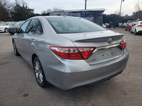 2015 Toyota Camry SE