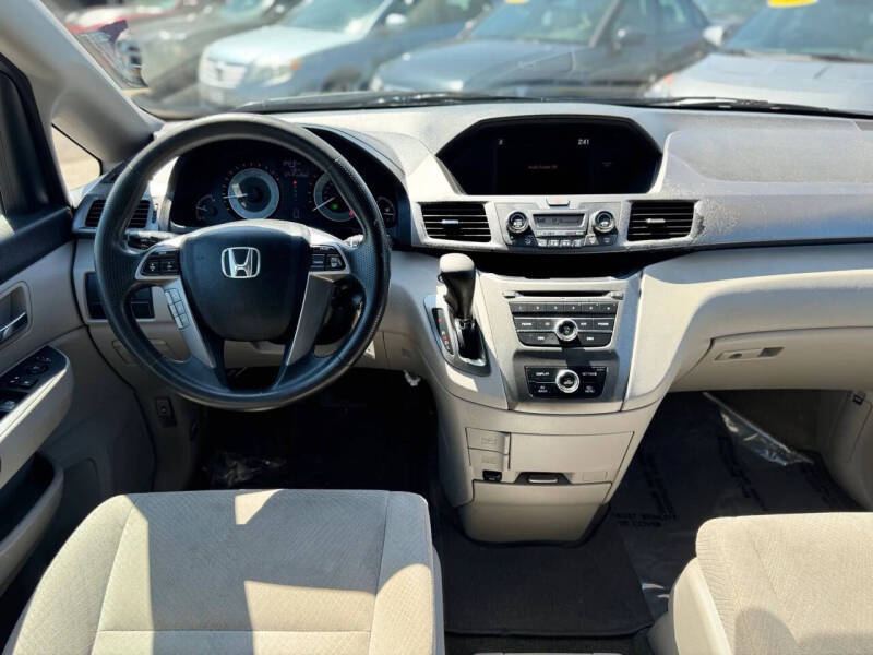 2015 Honda Odyssey LX