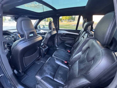 2018 Volvo XC90 T6 Momentum