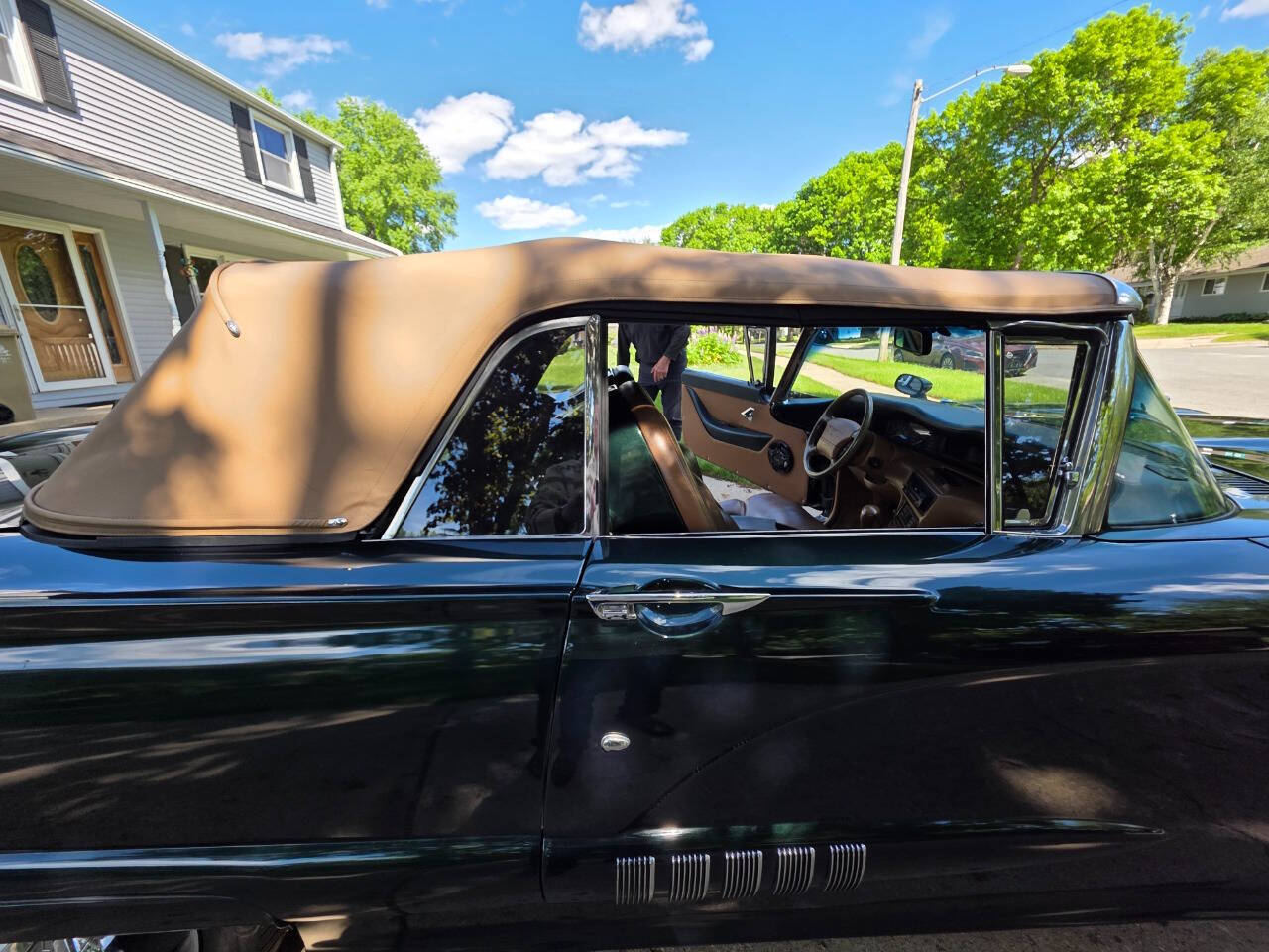 1958 Ford Thunderbird 48