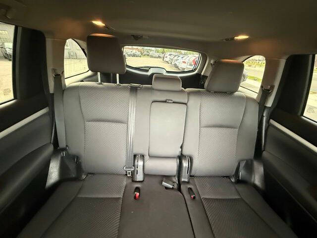 2017 Toyota Highlander LE