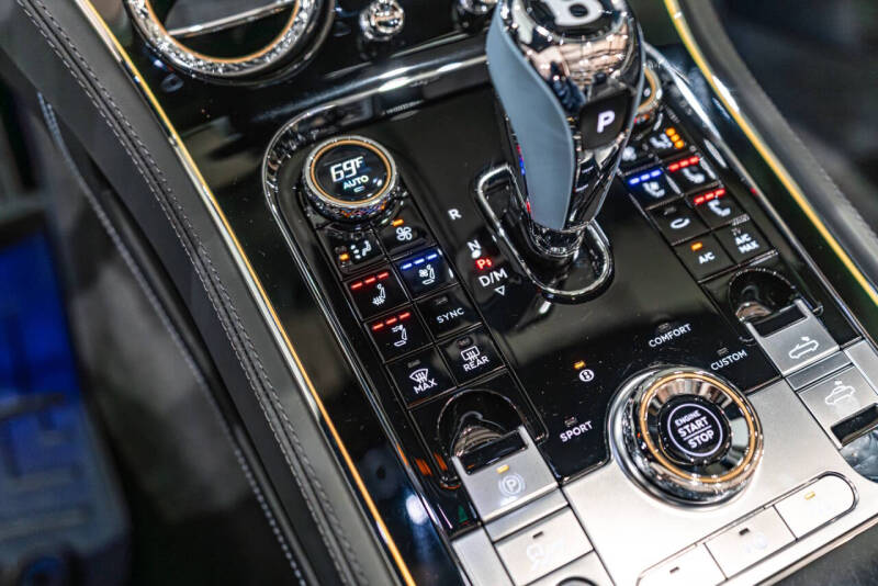 2024 Bentley Continental