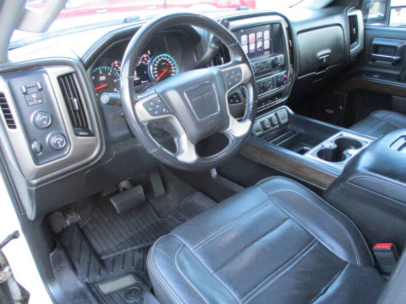 2017 GMC Sierra 2500HD Denali