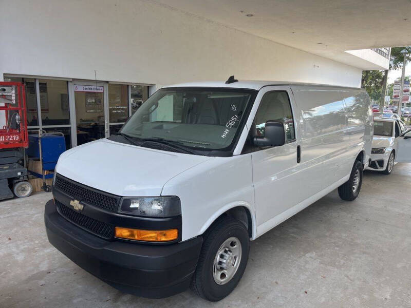 Used 2021 Chevrolet Express Cargo Work Van with VIN 1GCWGBFP3M1245851 for sale in Davie, FL