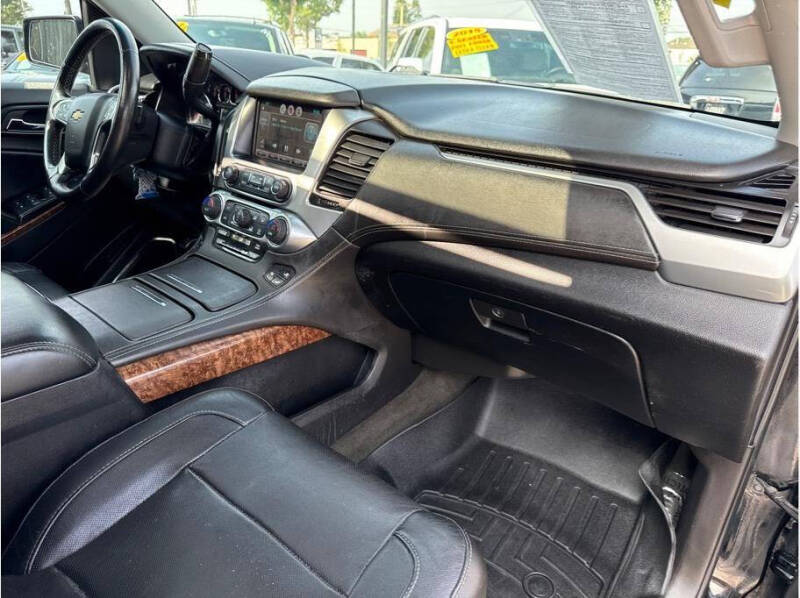 2015 Chevrolet Suburban LTZ