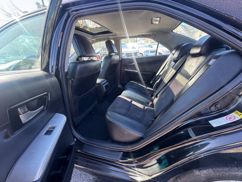 2012 Toyota Camry SE V6