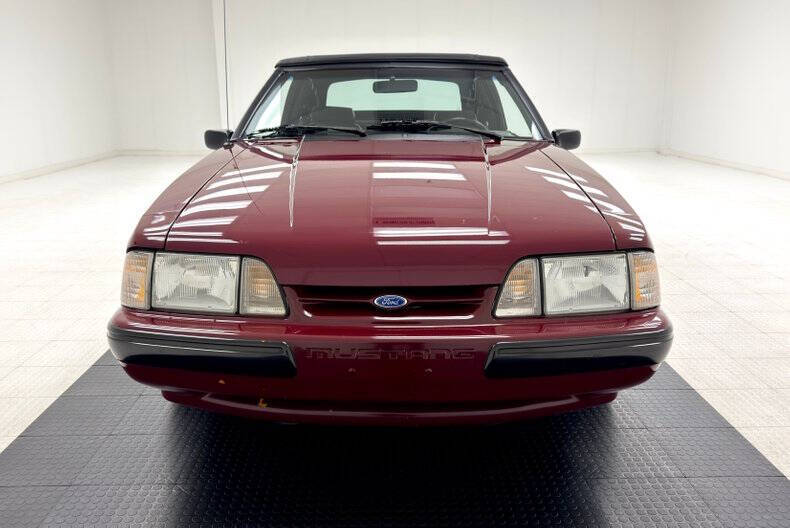 1990 Ford Mustang