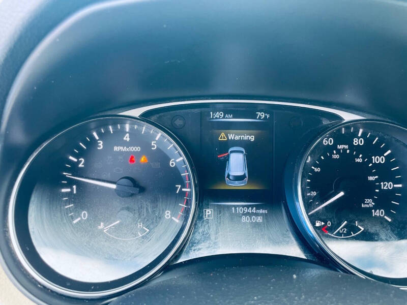 2016 Nissan Rogue SV