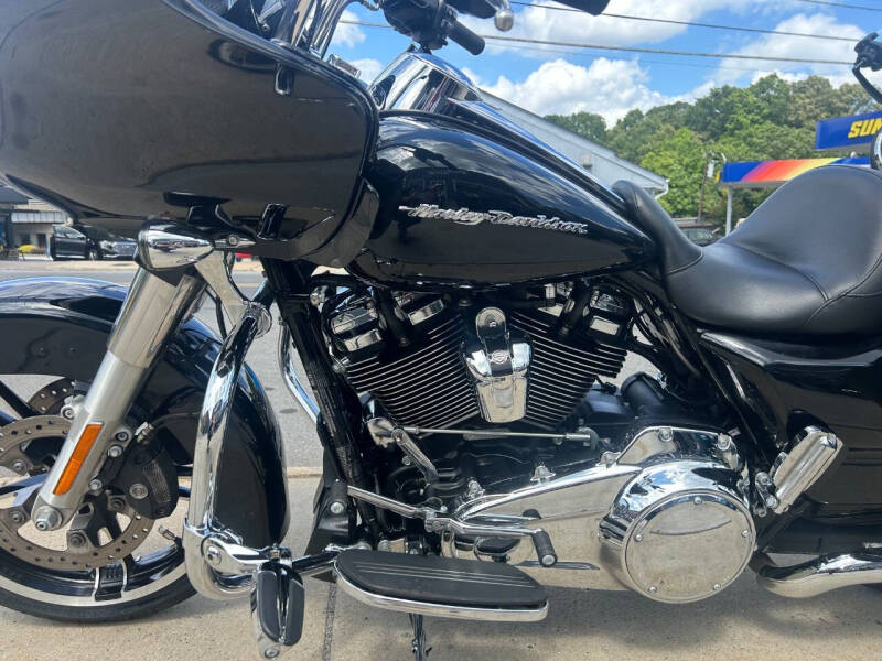 2017 Harley-Davidson Road Glide Special FLTRXS