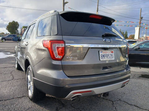 2017 Ford Explorer XLT