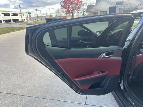 2022 Kia Stinger GT1