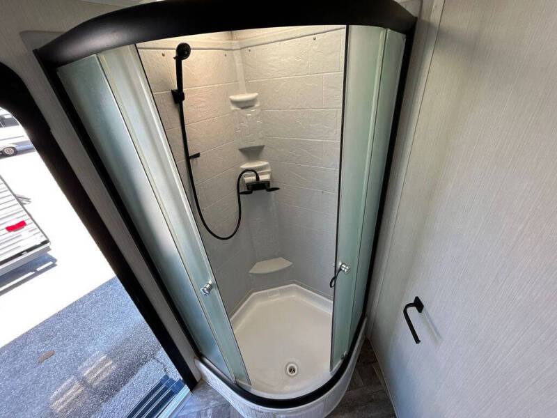 2023 Forest River 28BHHSS2B