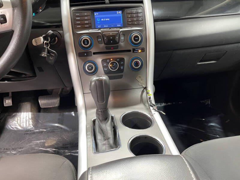 2014 Ford Edge SE