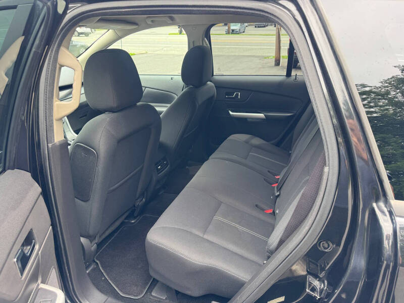 2013 Ford Edge SE