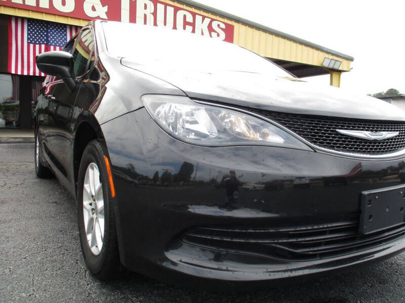 2017 Chrysler Pacifica LX