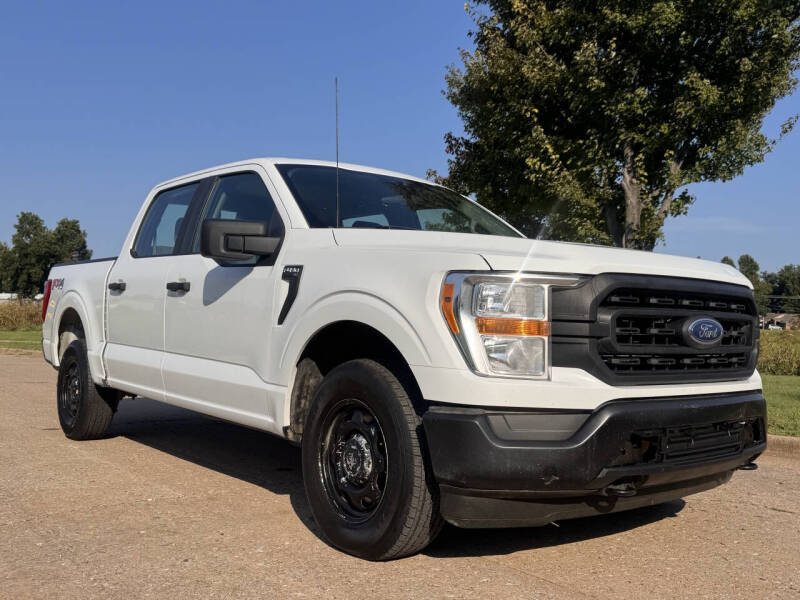 2022 Ford F-150 XL's photo
