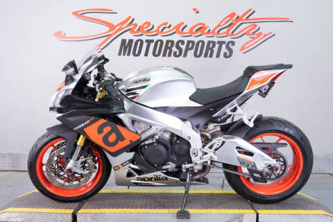 2017 Aprilia RSV4