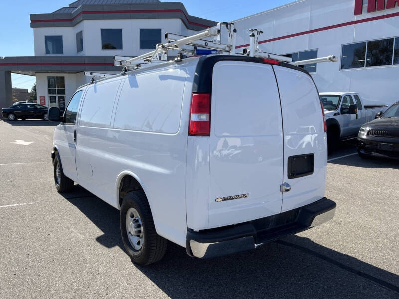 2021 Chevrolet Express 3500