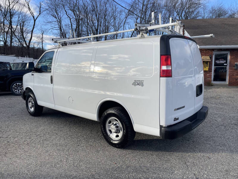 2020 Chevrolet Express 2500