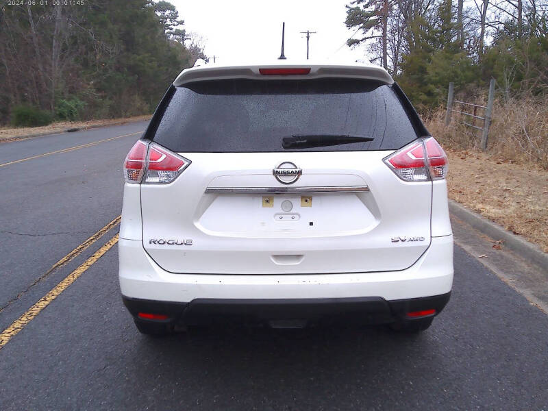 2016 Nissan Rogue SV