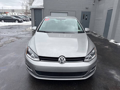 2017 Volkswagen Golf TSI S