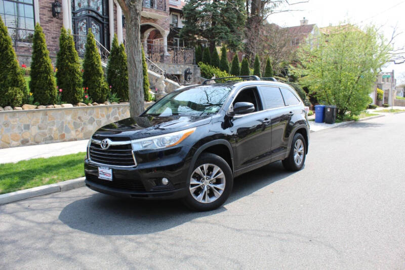 2015 Toyota Highlander XLE's photo