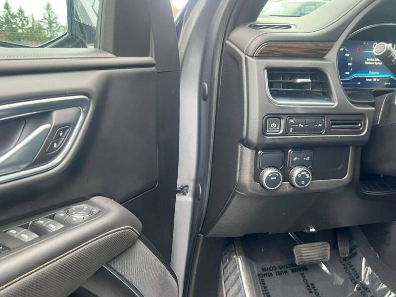 2022 Chevrolet Suburban Premier