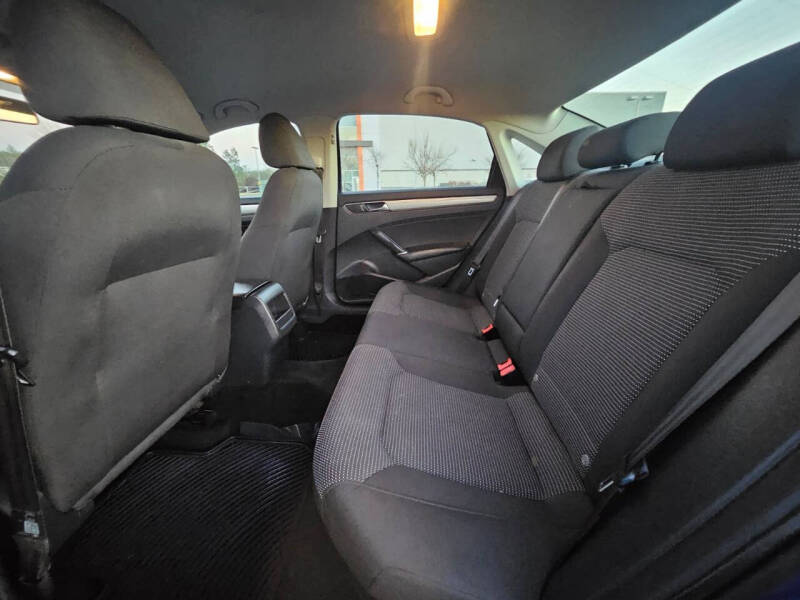 2017 Volkswagen Passat 1.8T S