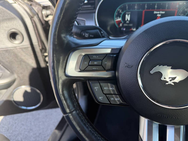 2022 Ford Mustang Mach 1