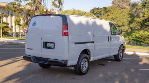 2023 Chevrolet Express 2500