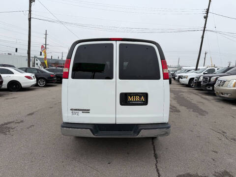 2013 Chevrolet Express LT 3500