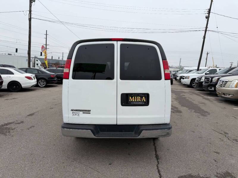 2013 Chevrolet Express LT 3500