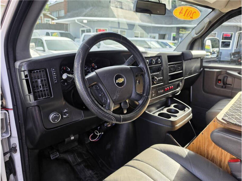 2014 Chevrolet Express 2500