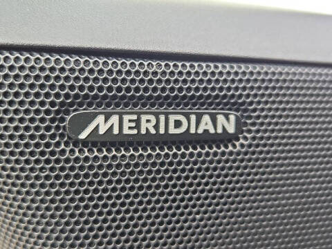 2025 Land Rover Range Rover P400 SE LWB